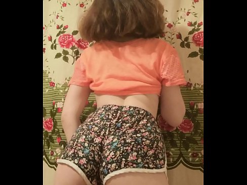 ❤️ Sexy jonge babe die haar short uittrekt voor de camera Fuck video at nl.91sexy.top
