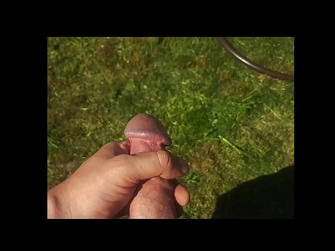 ❤️ Hete hottie laat zich in haar roze kutje neuken en spuitend klaarkomen in een zomerse tuin Fuck video at nl.91sexy.top
