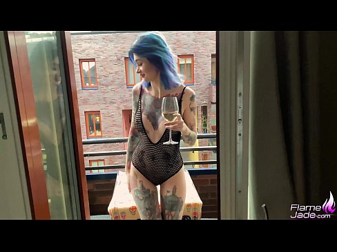 ❤️ Enorm meisje zuigt met een slok en neukt hartstochtelijk onder de open hemel Fuck video at nl.91sexy.top